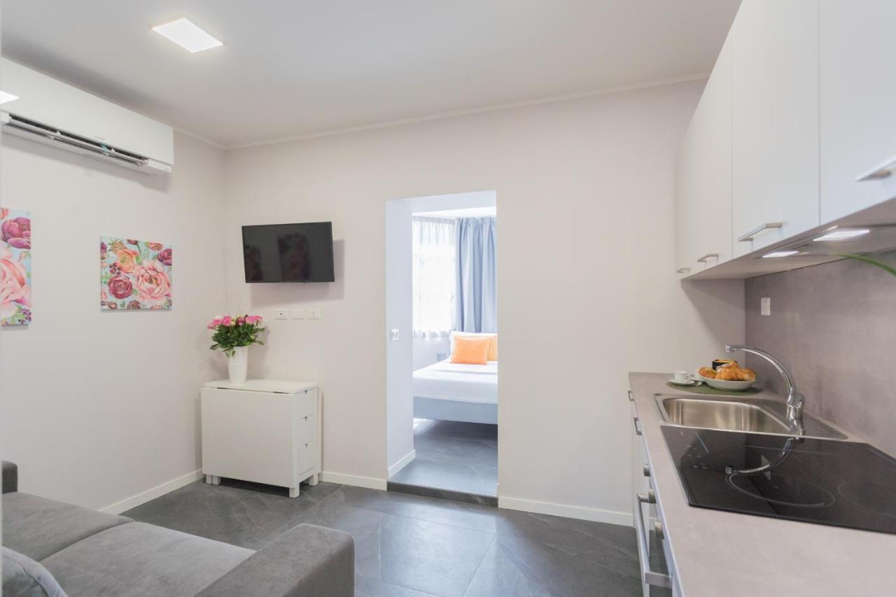 Sant'Agostino Apartments By Rent All Como Buitenkant foto