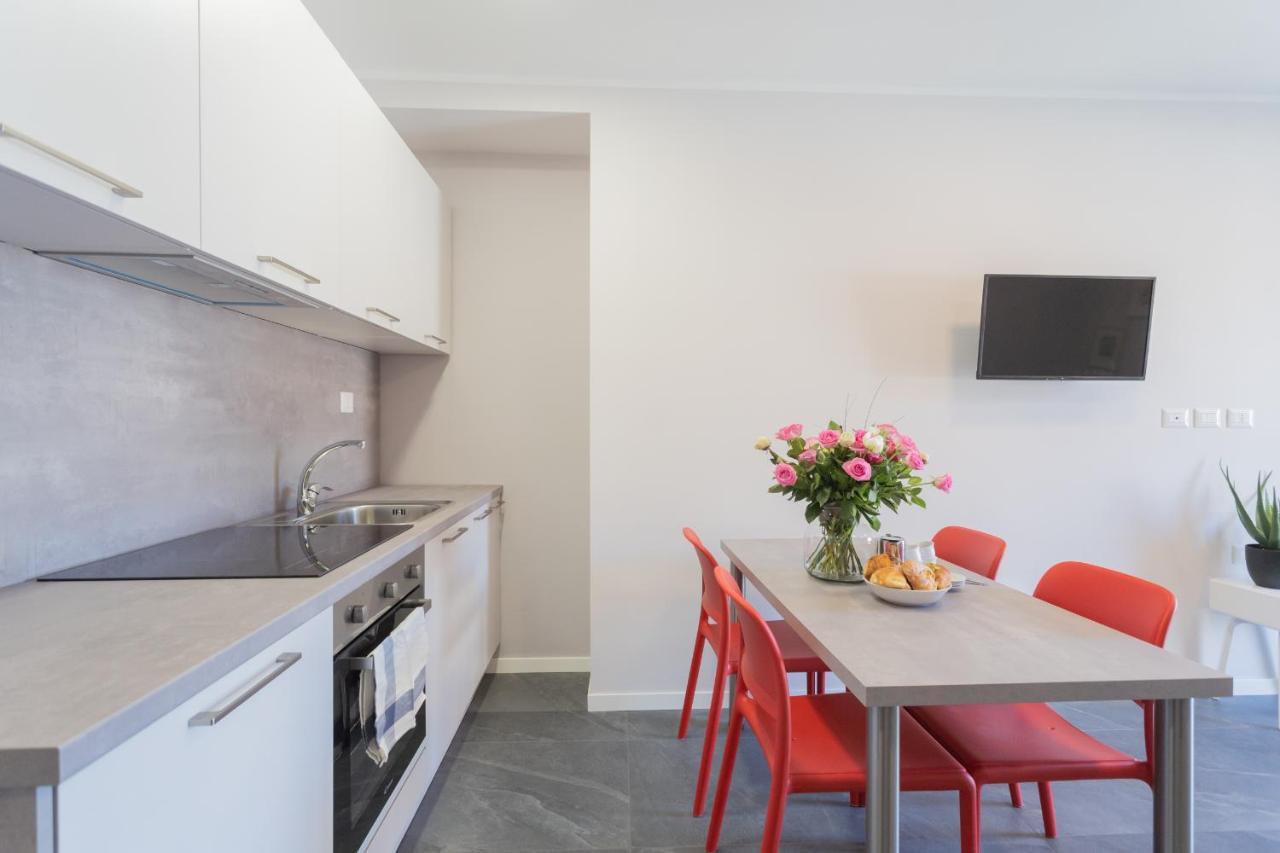 Sant'Agostino Apartments By Rent All Como Buitenkant foto