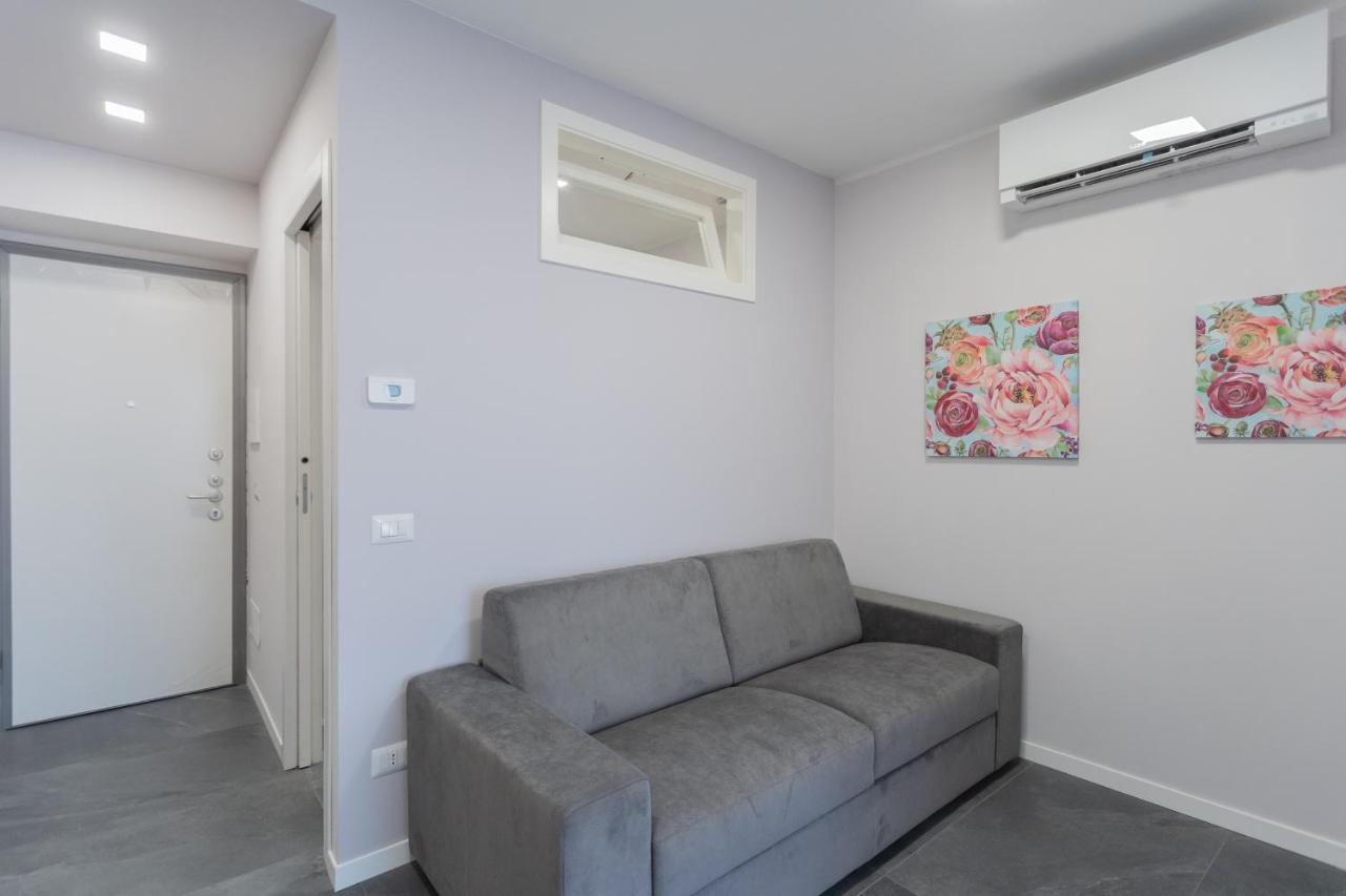 Sant'Agostino Apartments By Rent All Como Buitenkant foto