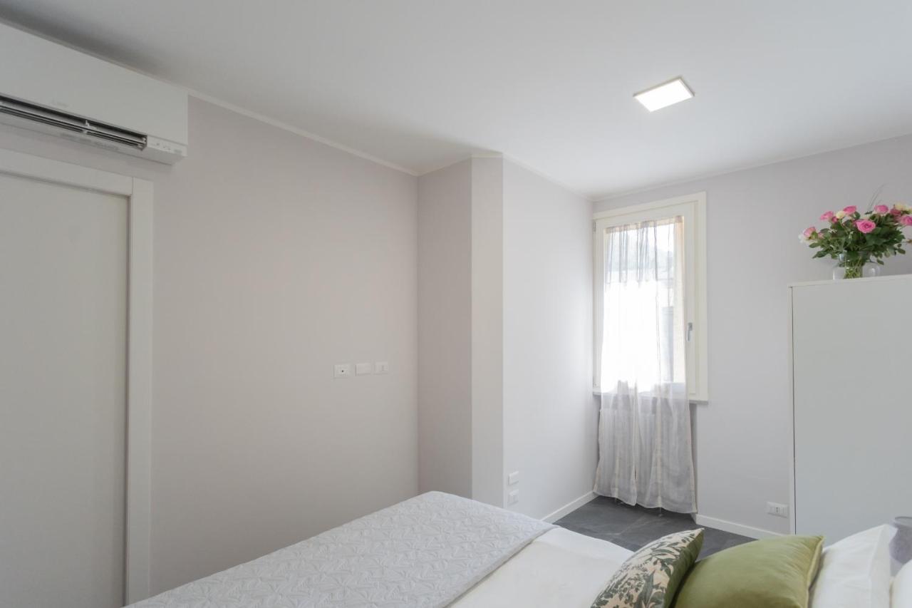 Sant'Agostino Apartments By Rent All Como Buitenkant foto