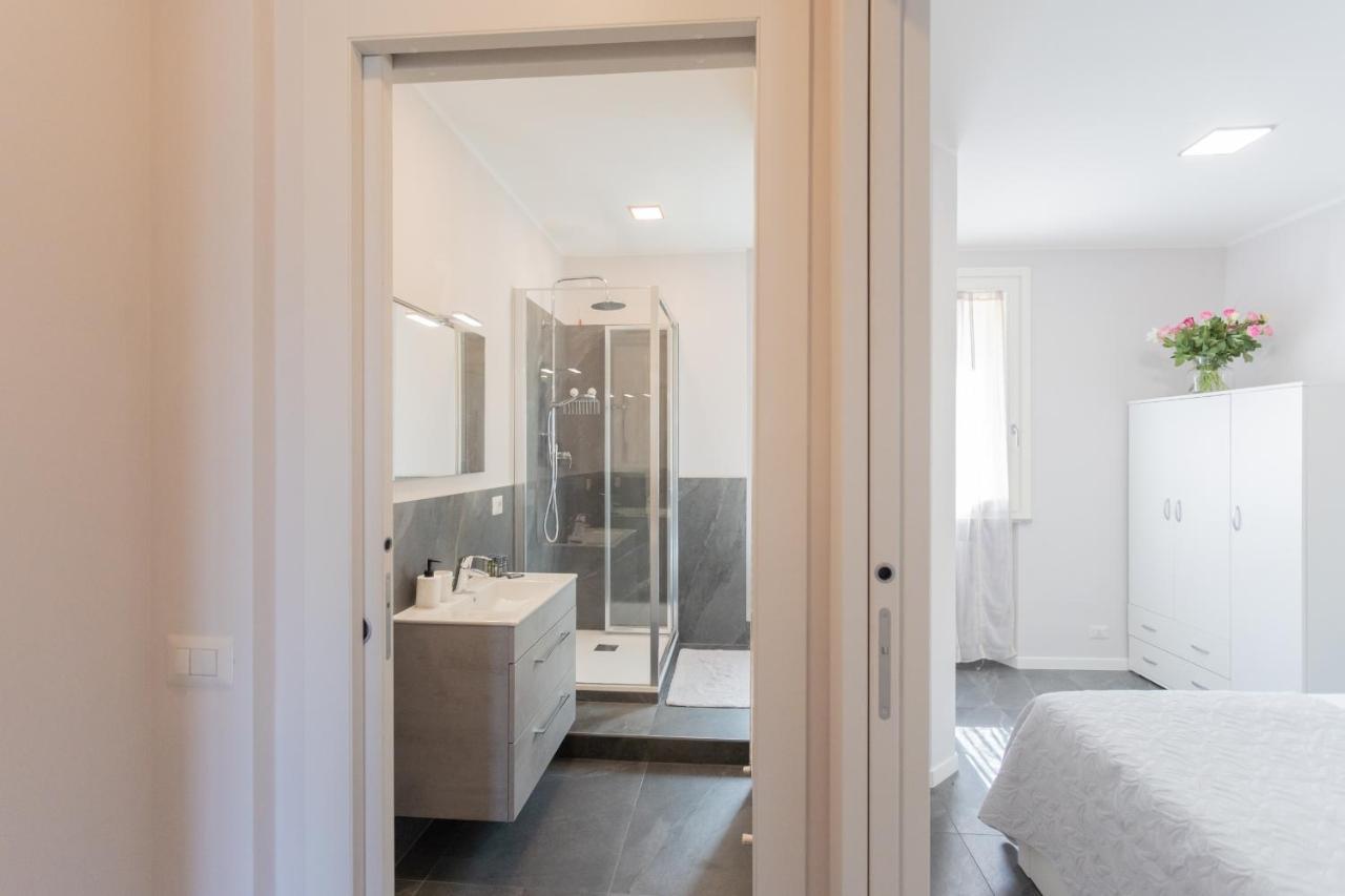 Sant'Agostino Apartments By Rent All Como Buitenkant foto